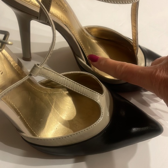 BCBGeneration leather T strap sling back two tone heels pointed toe size 7 - Picture 16 of 16